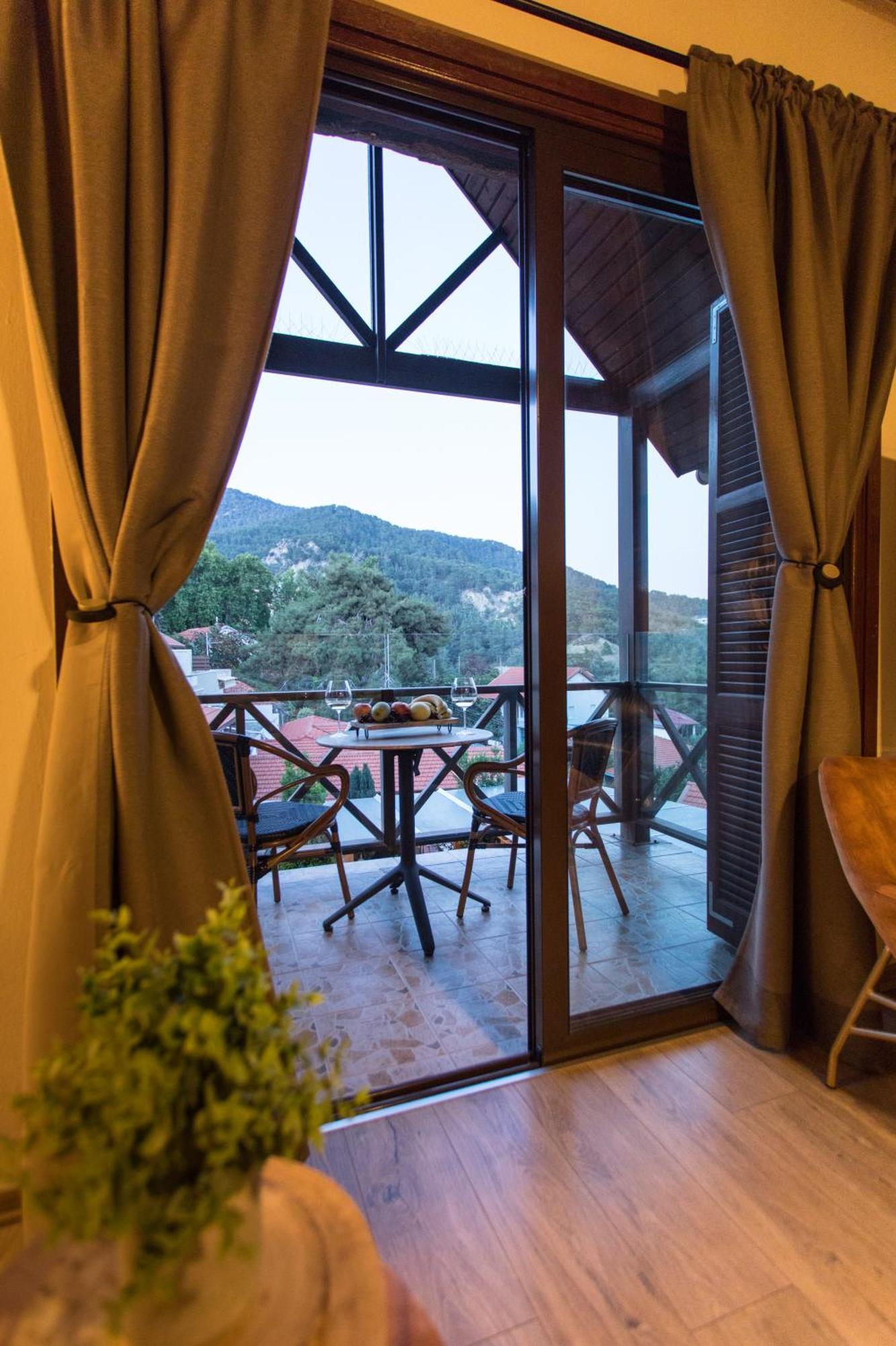 Cozy Mountain Apartment In Πλάτρες Εξωτερικό φωτογραφία